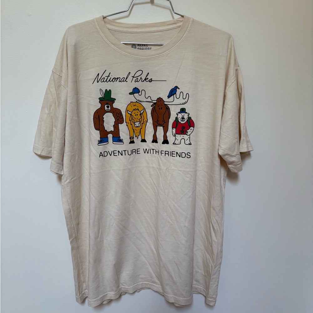 NWOT Parks Project Adventure With Friends T-Shirt Size Large - Picture 3 of 11